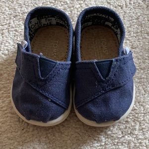Baby Size 2Toms blue and unisex